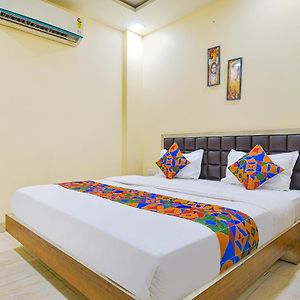 Hotel O The Castle Home Stay Inn